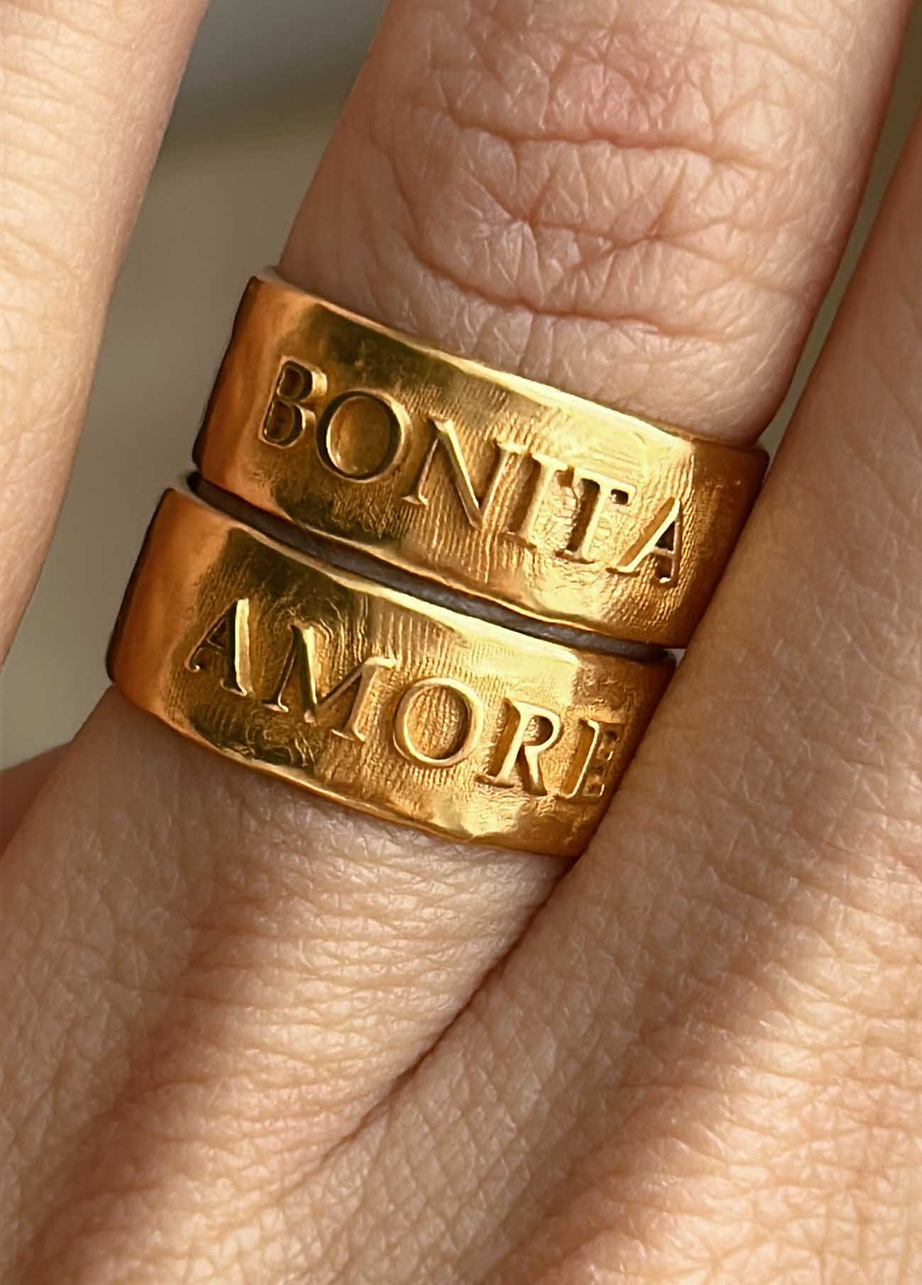 Anillo Banda Amore Oro - Image 3