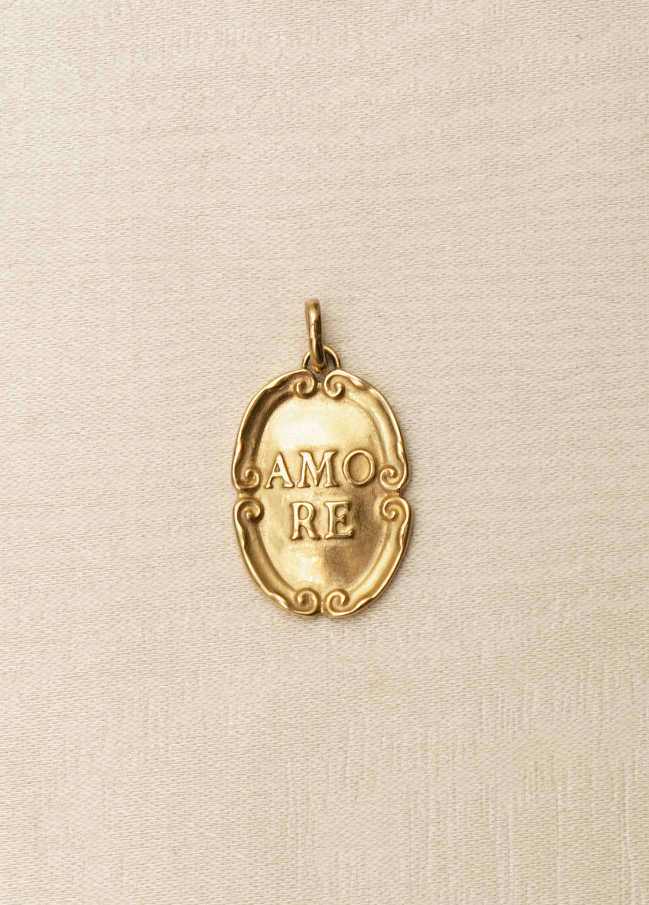 Colgante Medalla Amore Oro - Image 3