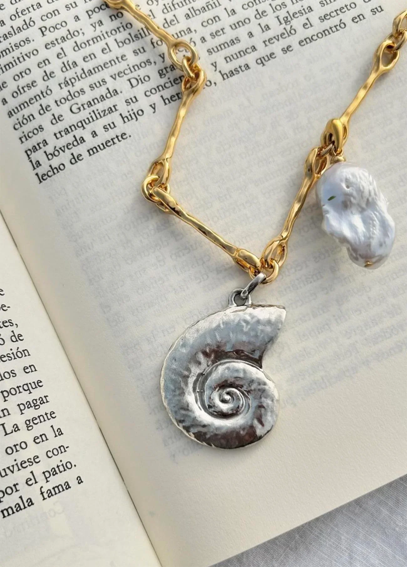 Collar Atlantis Oro - Image 3
