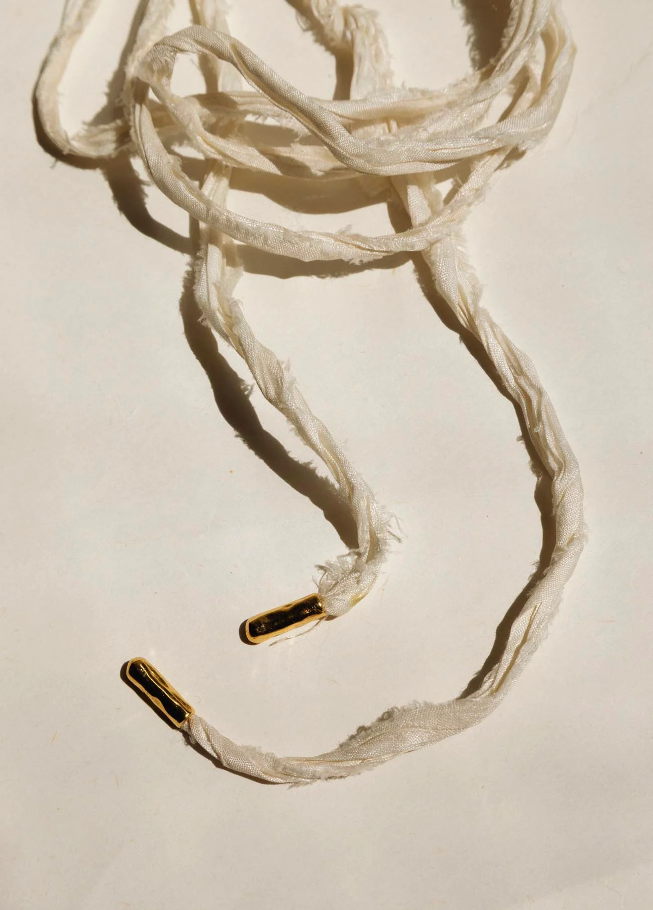 Collar de Seda Ivory - Image 2